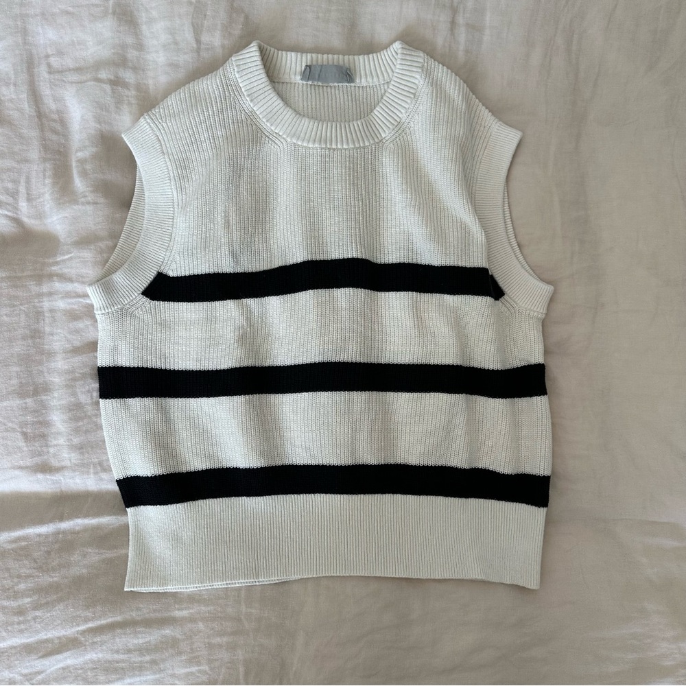 Everlane Sweater Vest